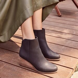 Tom’s Casey Ankle Boot size 9.5